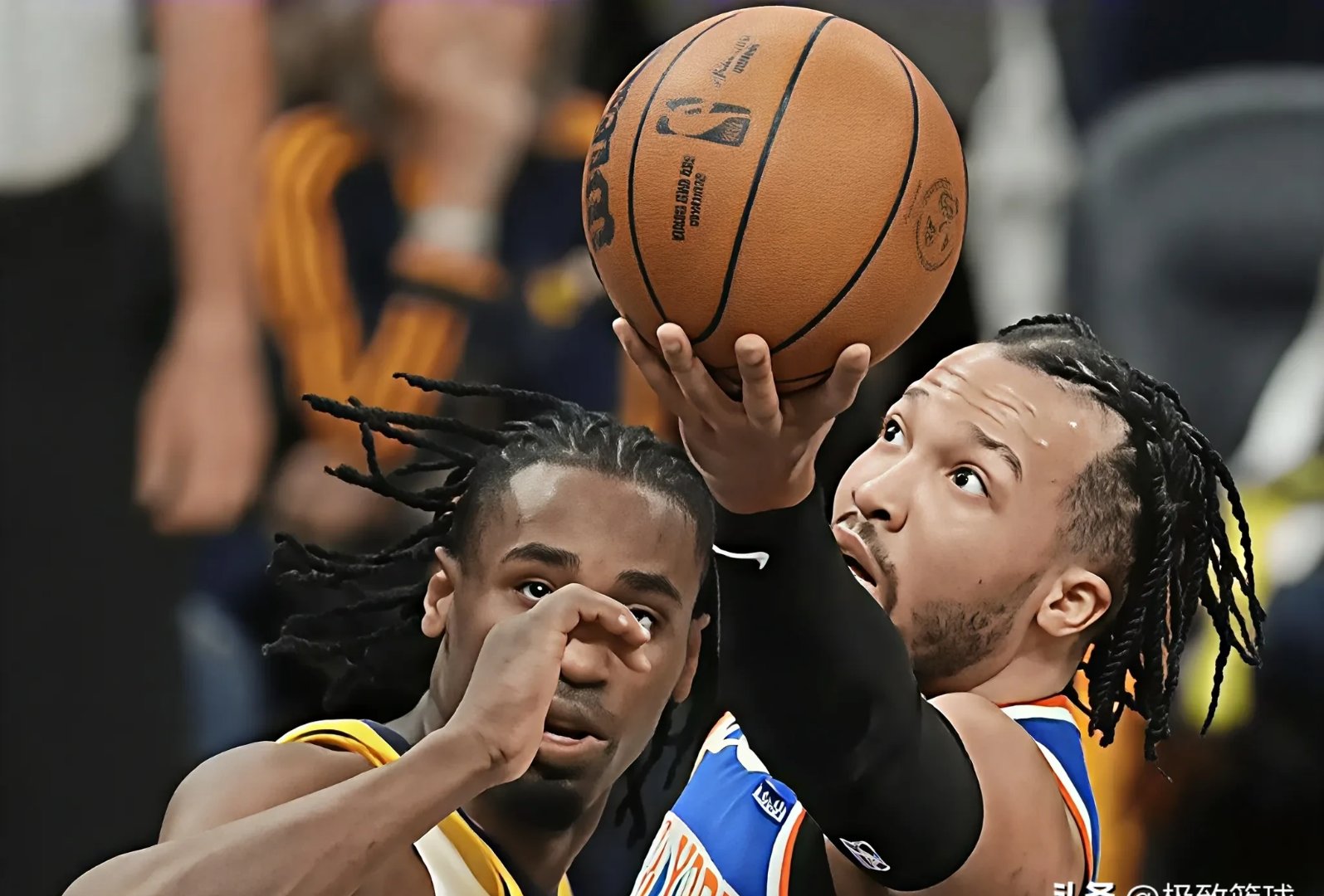 清晨纽约尼克斯调整名单以备NBA总决赛，造点机会环节打磨，赛场秩序良好，资深球员宣示担当的简单介绍